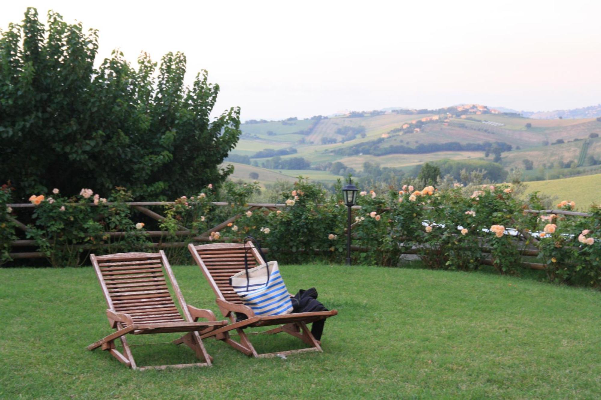 Agriturismo Al Crepuscolo Villa Recanati Exterior photo