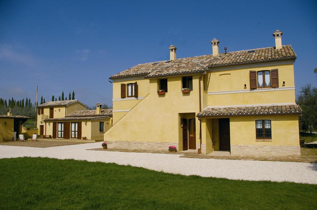 Agriturismo Al Crepuscolo Villa Recanati Exterior photo